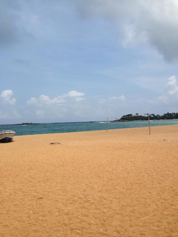 Holiday Inn Unawatuna Pokoj fotografie